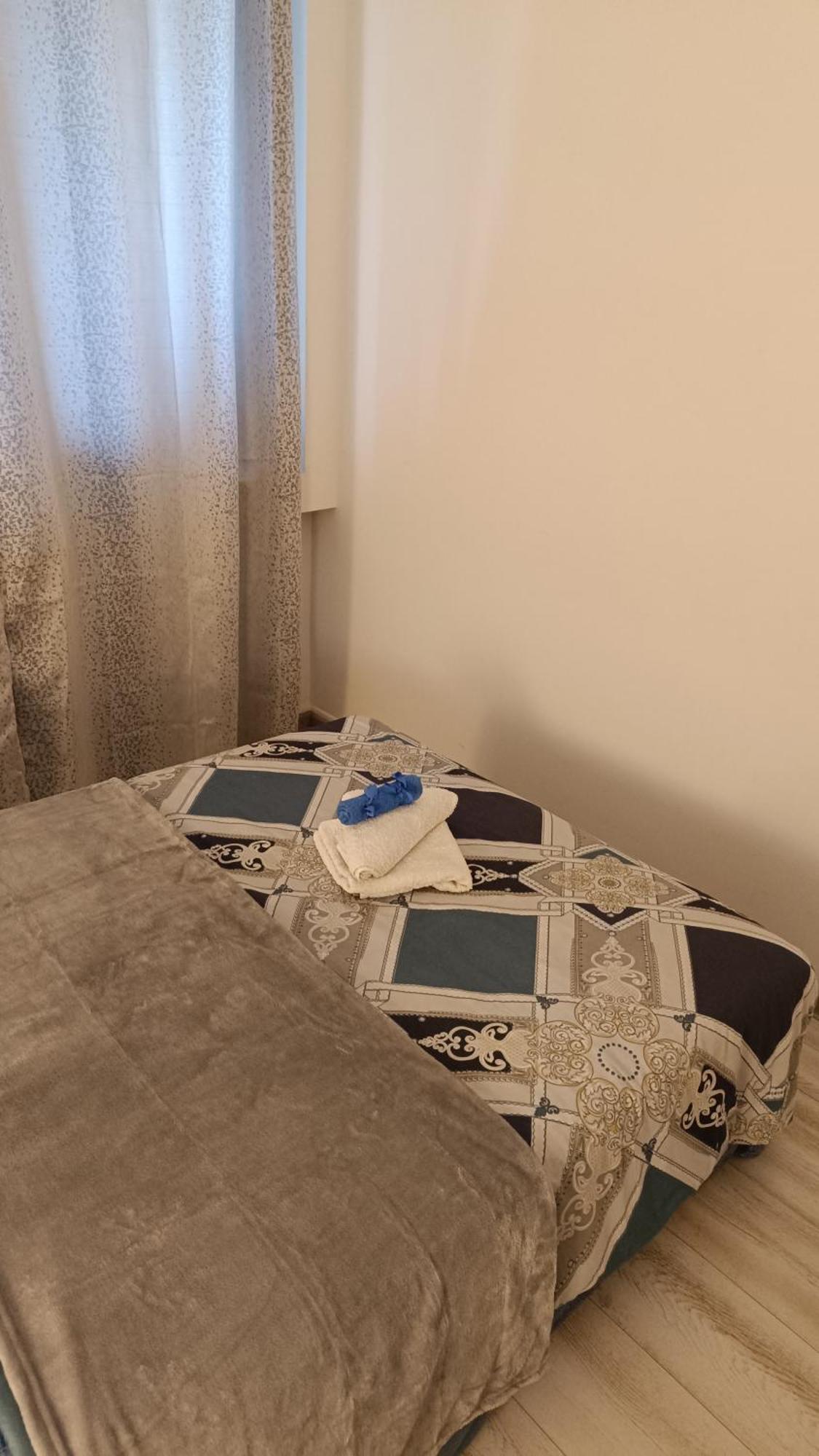 בוקרשט Sistem Apartament 3 Camere! מראה חיצוני תמונה